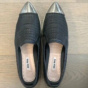Miu Miu Perforated Pointed Cap-Toe Platform Leather Sneaker Shoes